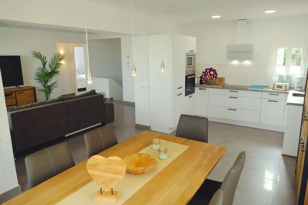 度假居 Villa Bella Vista 柳奇马约尔